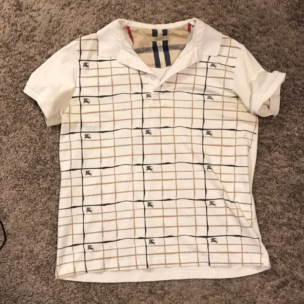 Burberry polo